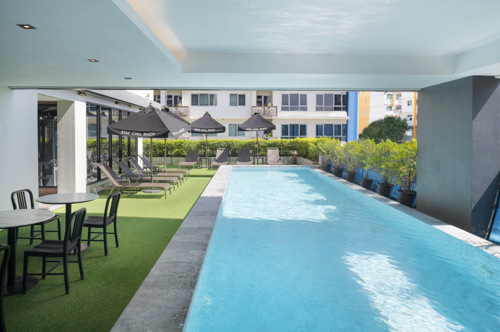 Отель Cross Vibe Bangkok Sukhumvit
