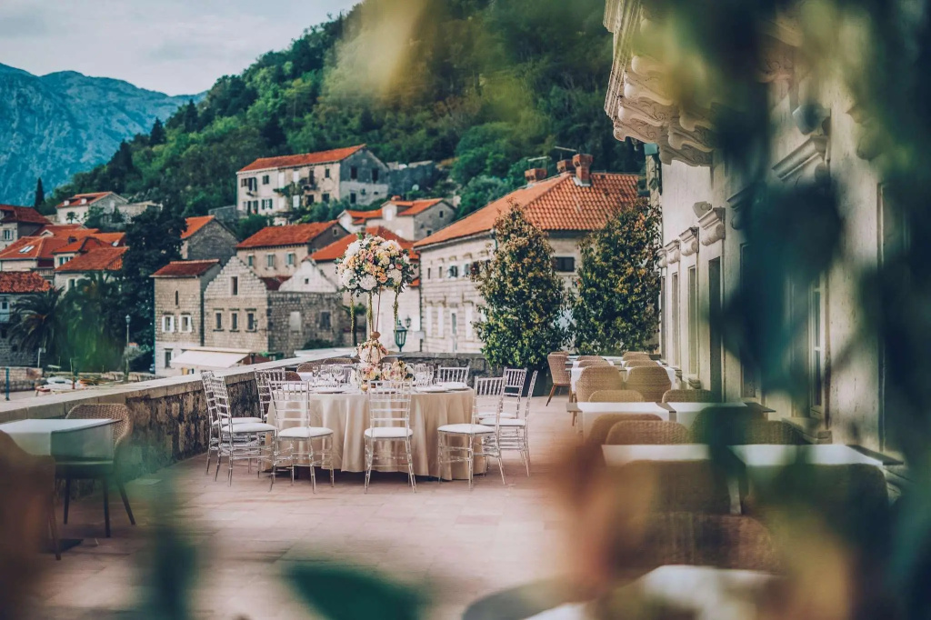 Heritage Grand Perast
