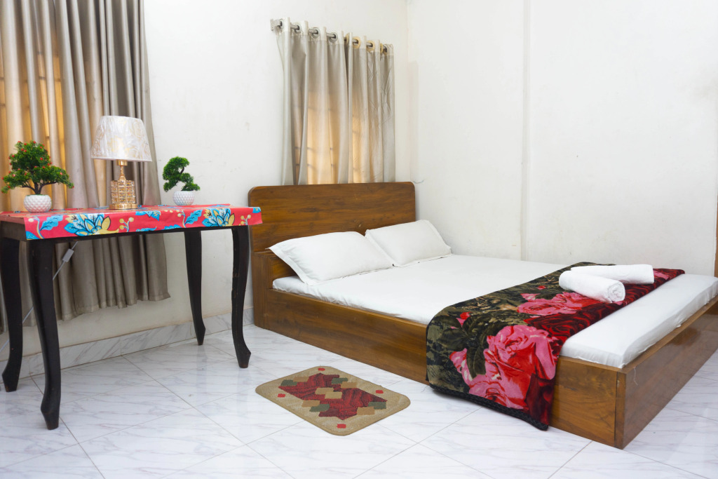 Отель White House International Residential
