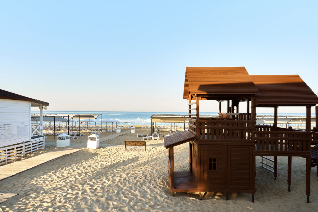 4 ★ Курортный отель Alean Family Riviera