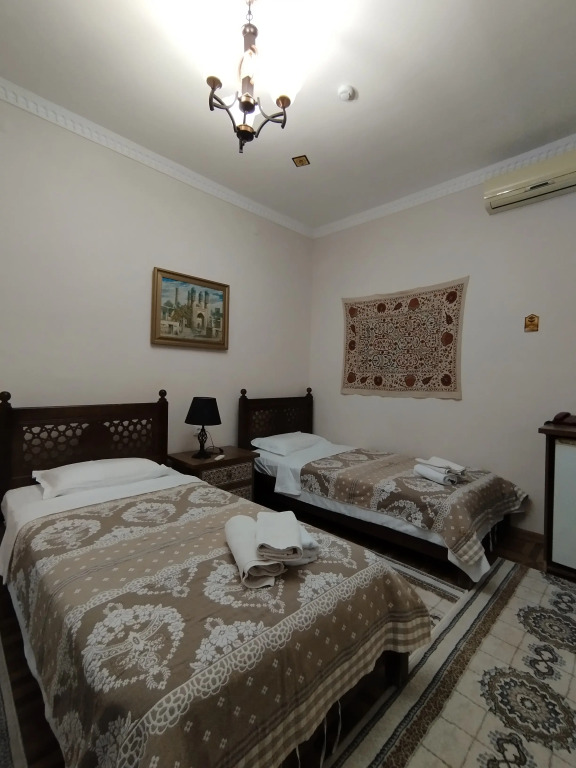 Orom Hotel