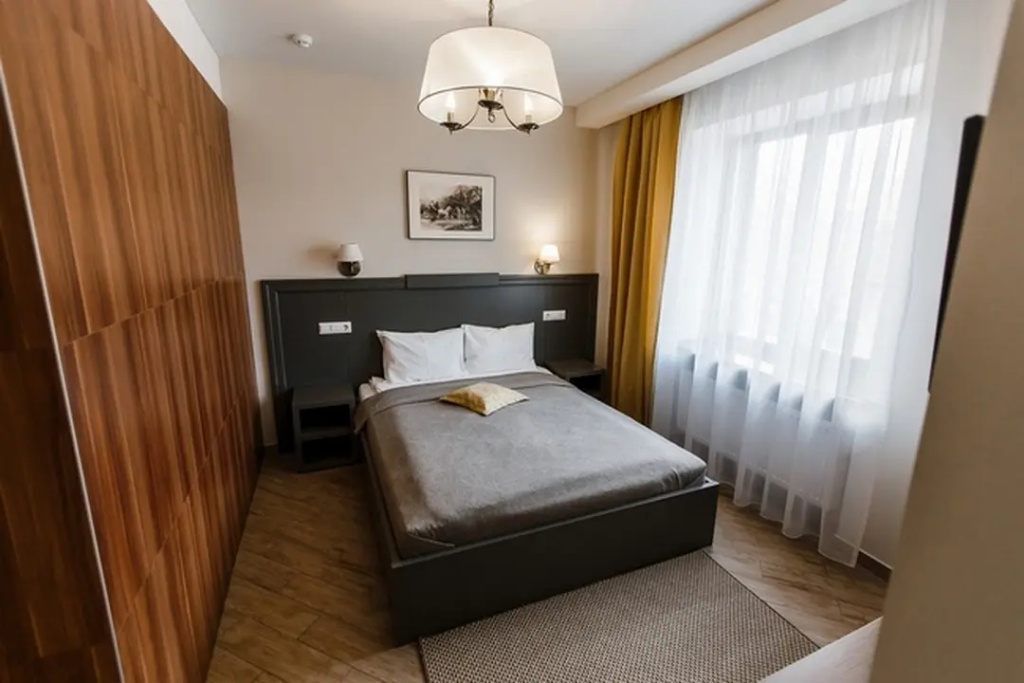 Mariinskiy Hotel