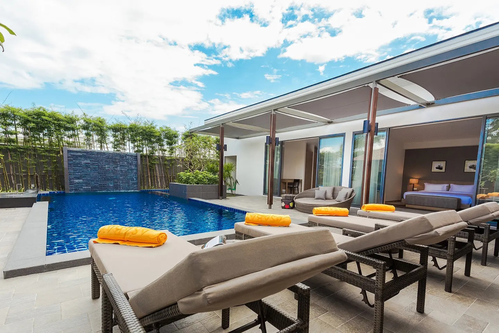 Вилла Casabay Luxury Pool
