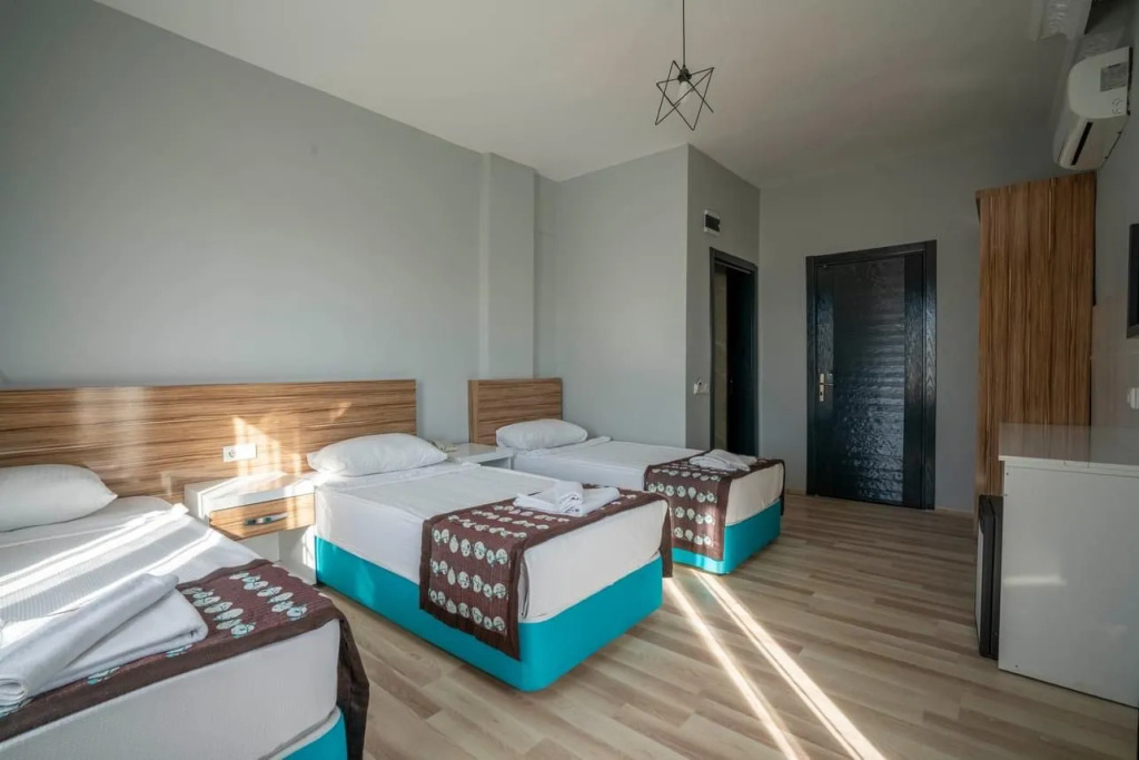 Aslan Corner Hotel