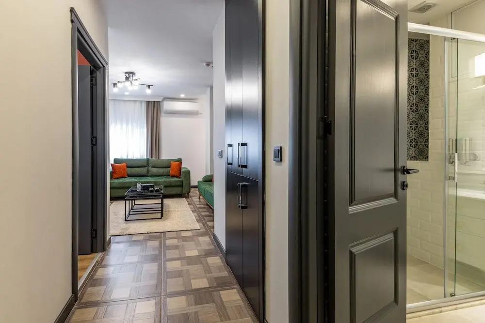 Отель BayMari Suites City Life