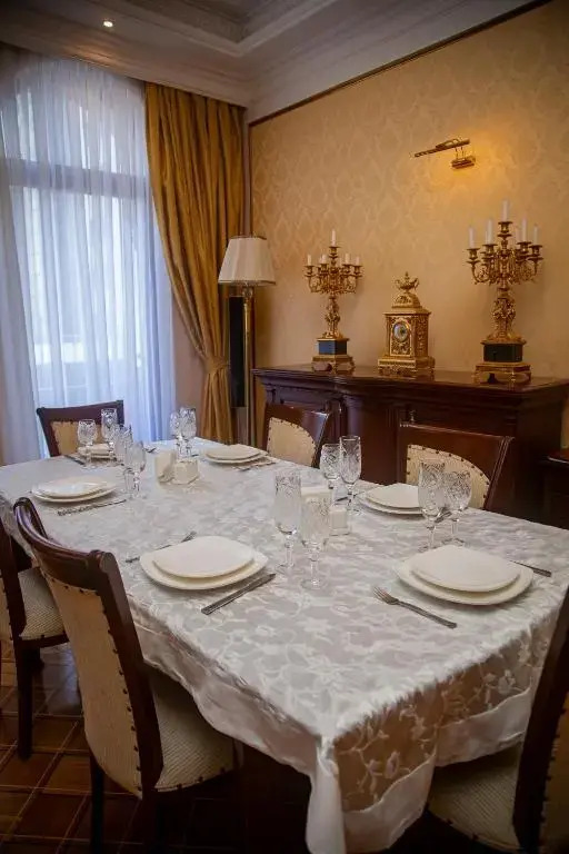 AYF Palace