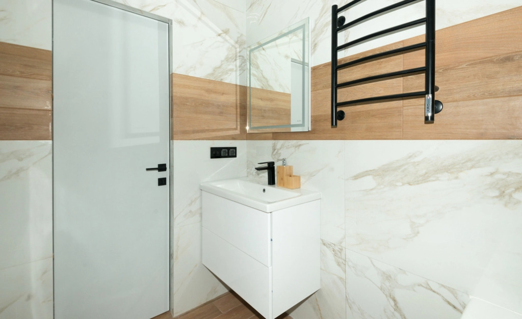 Апартаменты #2 Black studio for 2+2 by Lo Apartments
