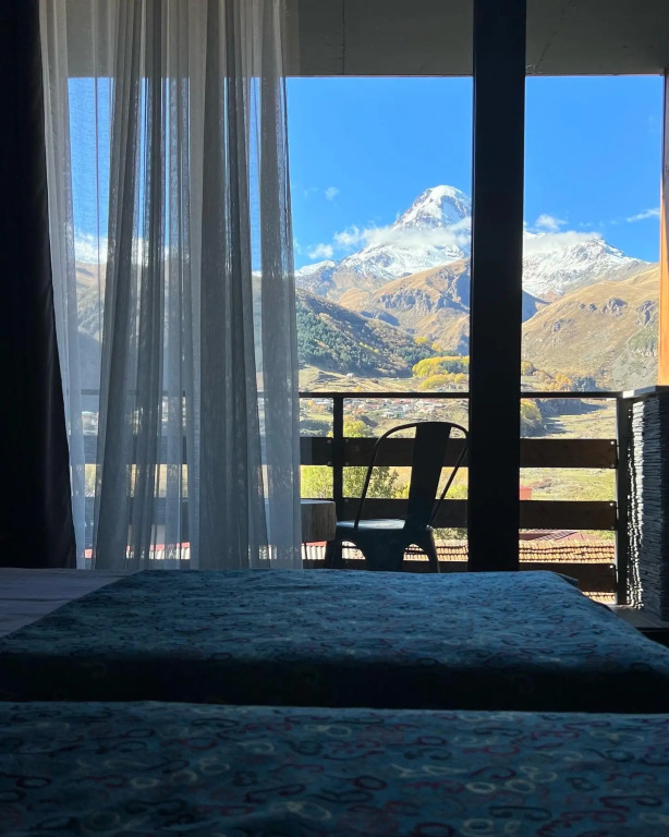 Отель Capra Kazbegi