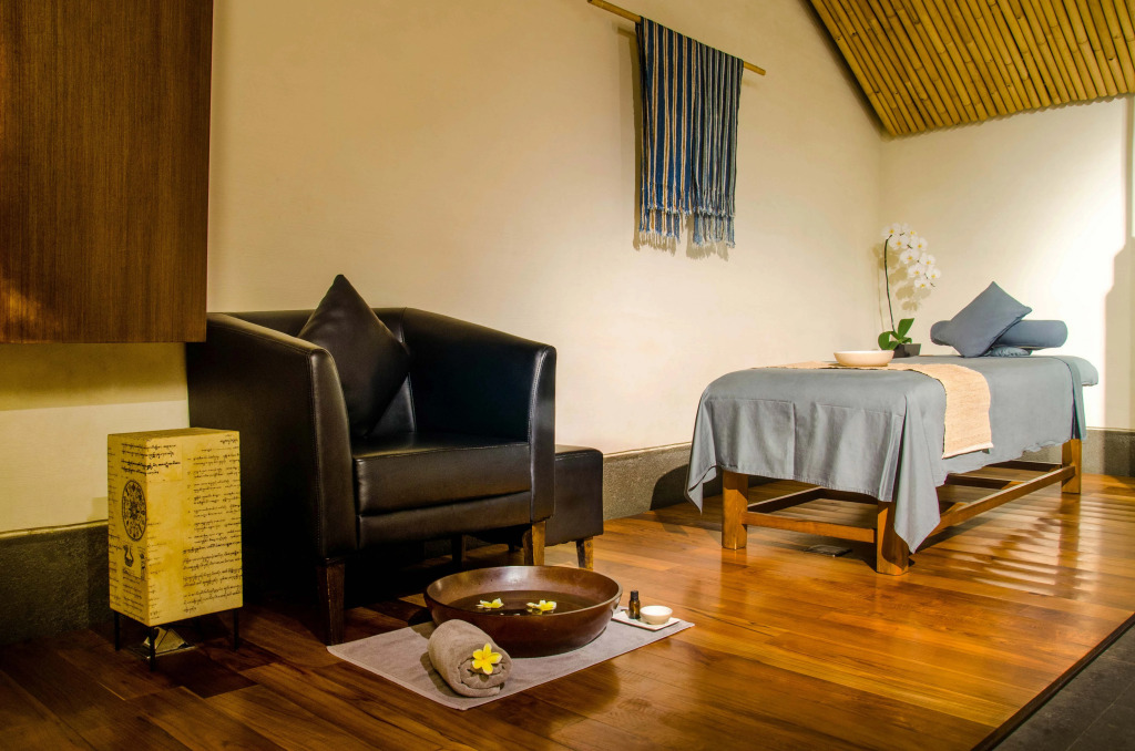 Отель The 101 Bali Fontana Seminyak