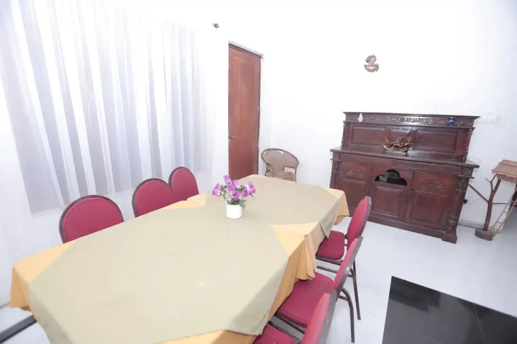 Вилла Yoho River Edge Homestay Bungalow