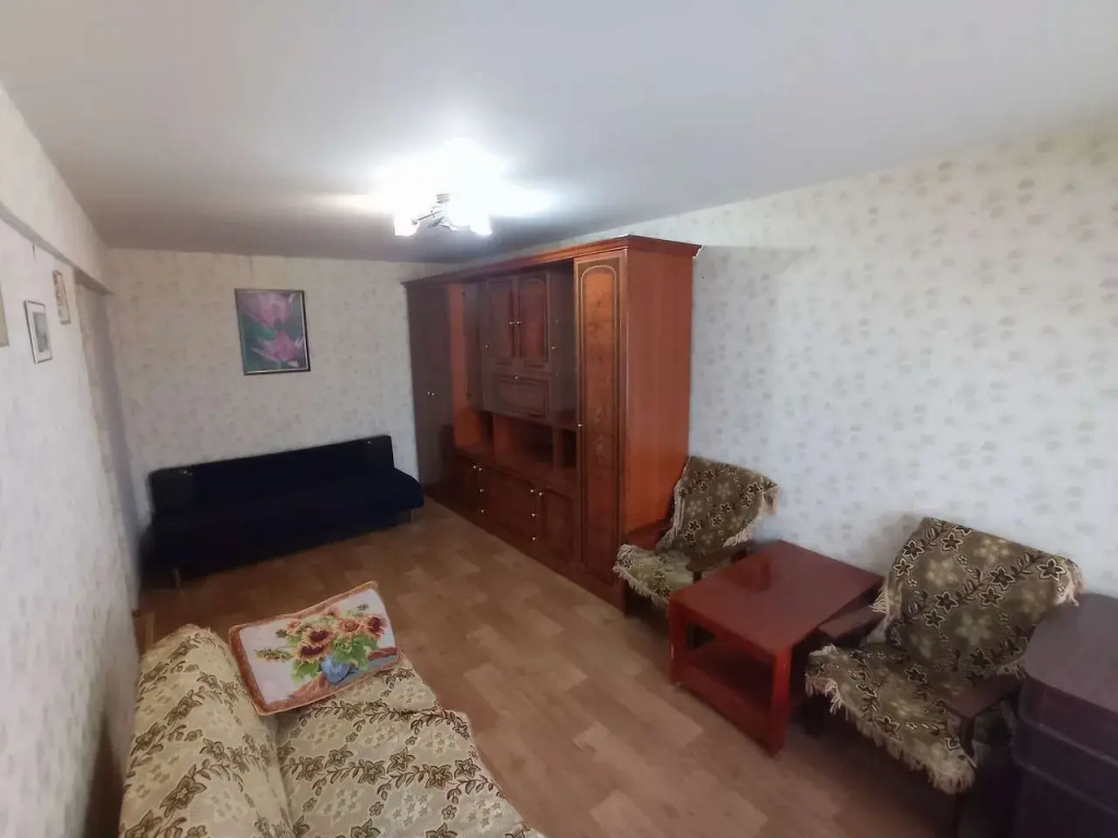 Квартира двухкомнатная на улице Кузнецова 9