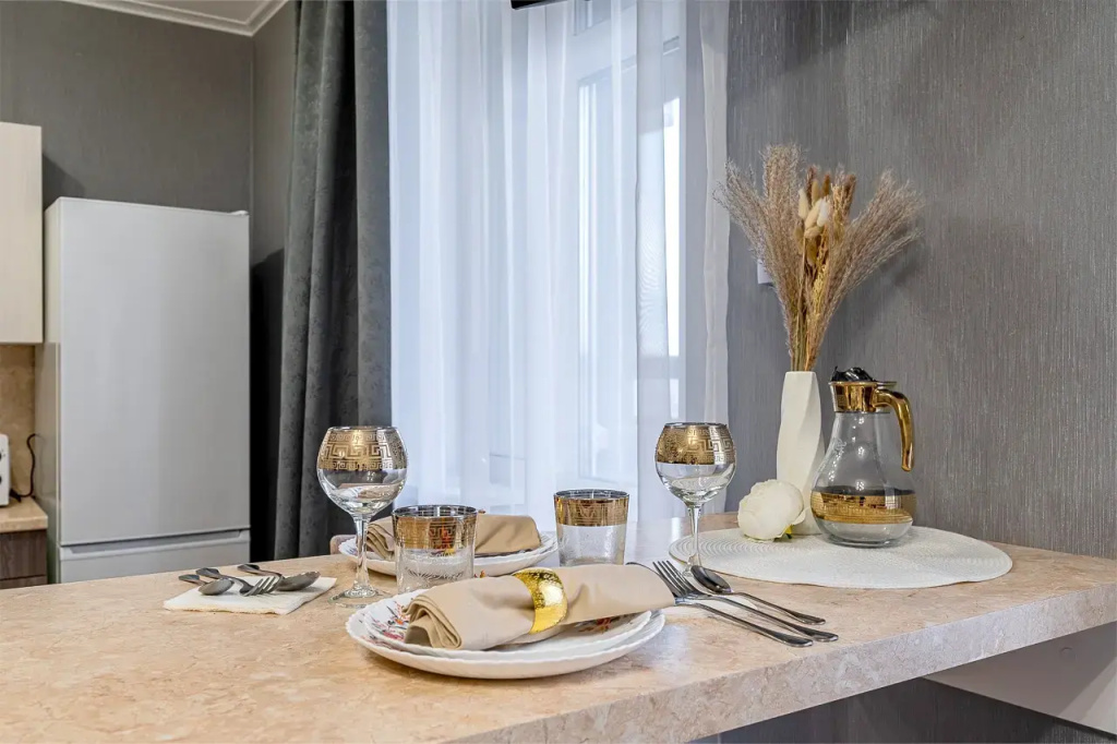 109 Alekseya Latyshova 1 Apartments