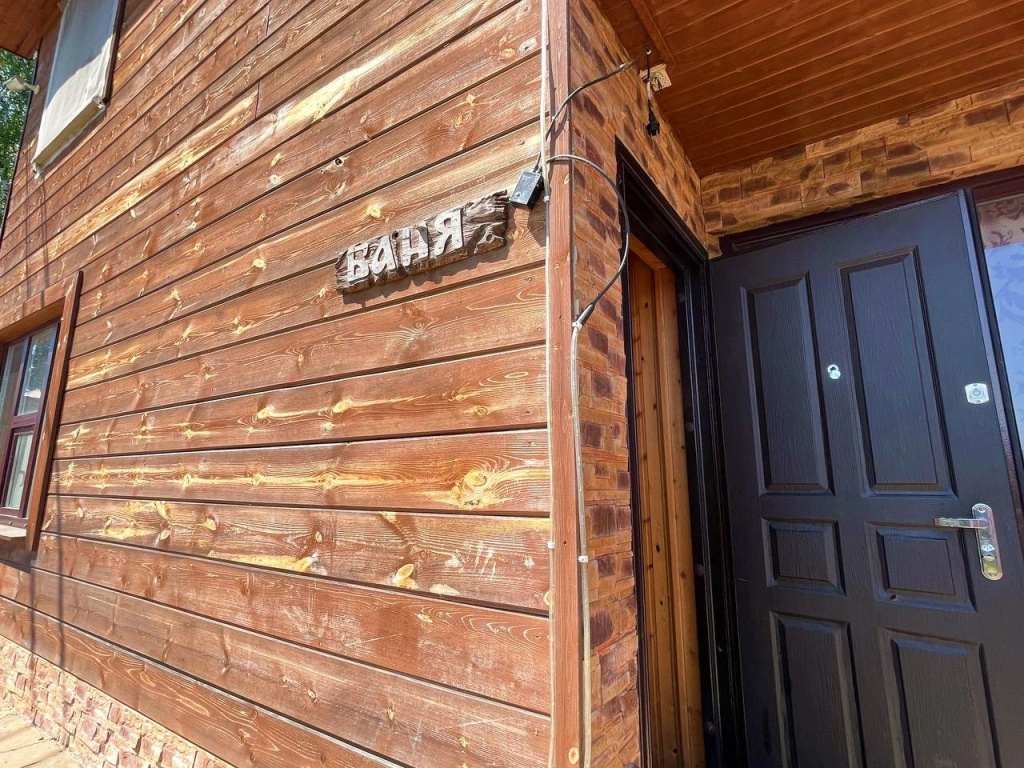 Na Zhivom Ozere Guest House