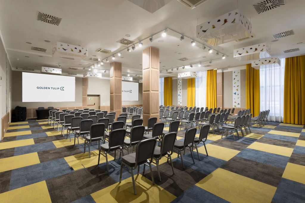 Отель Golden Tulip