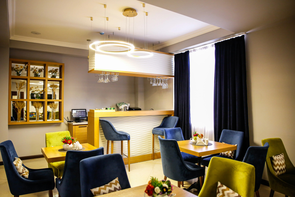 AINLAN Hotel