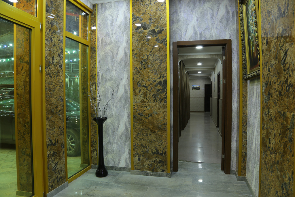 Dkd-bridge Hotel