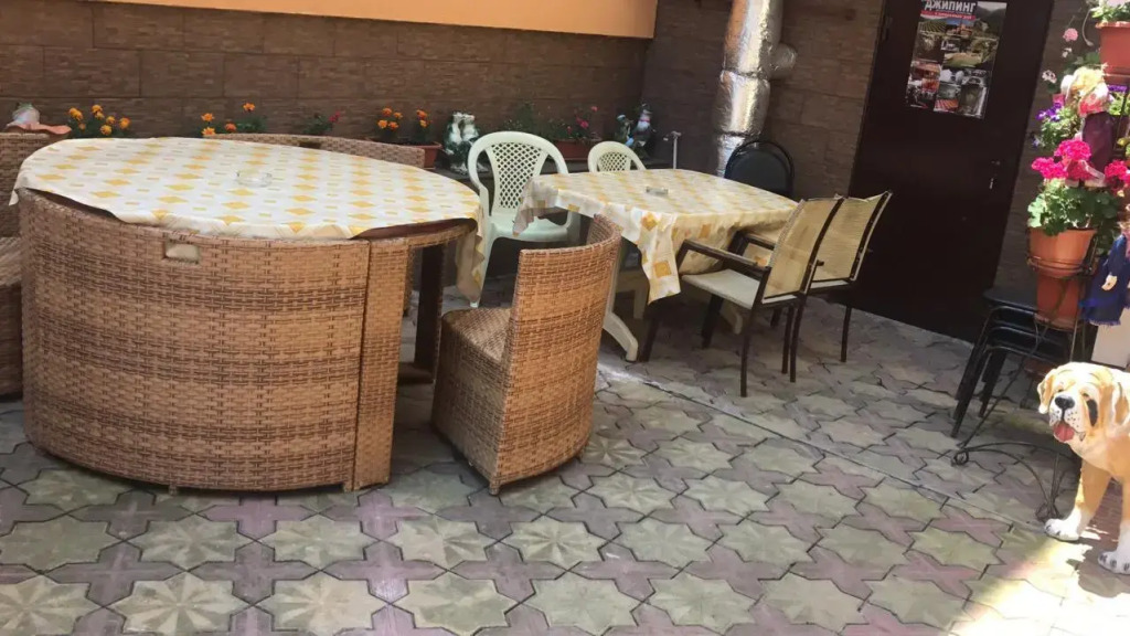 Azaliya Guest House