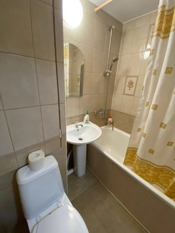 Квартира Озерня 31к1