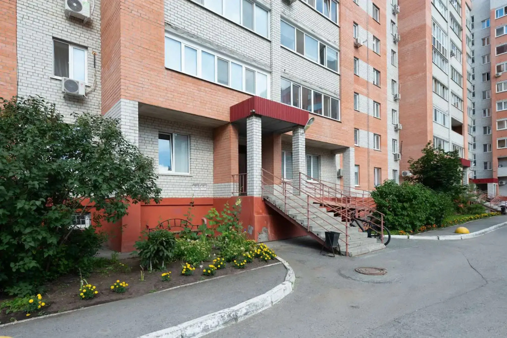 Svetlye Formata 1+ Vozle Tts Ostrov Apartments