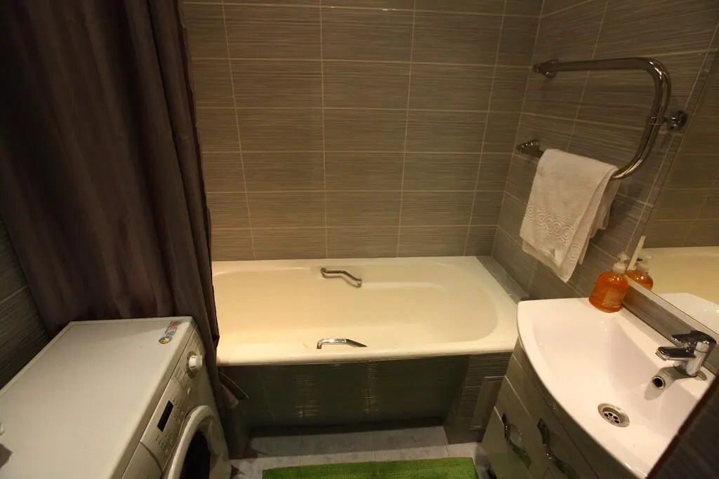 Burdenko Guest House