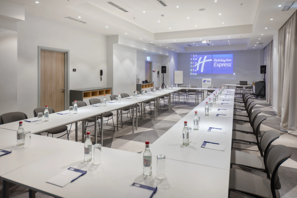 Holiday Inn Express - Yerevan by IHG