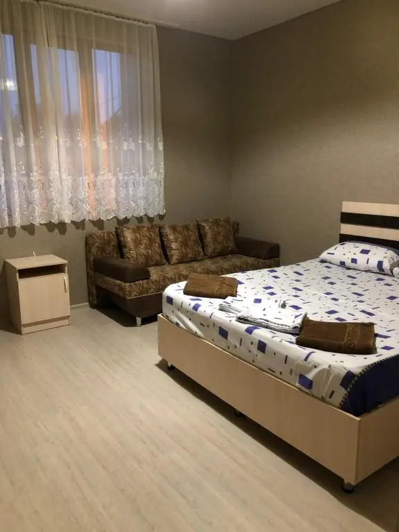 Меблированные комнаты в Гостевом Доме Адуней