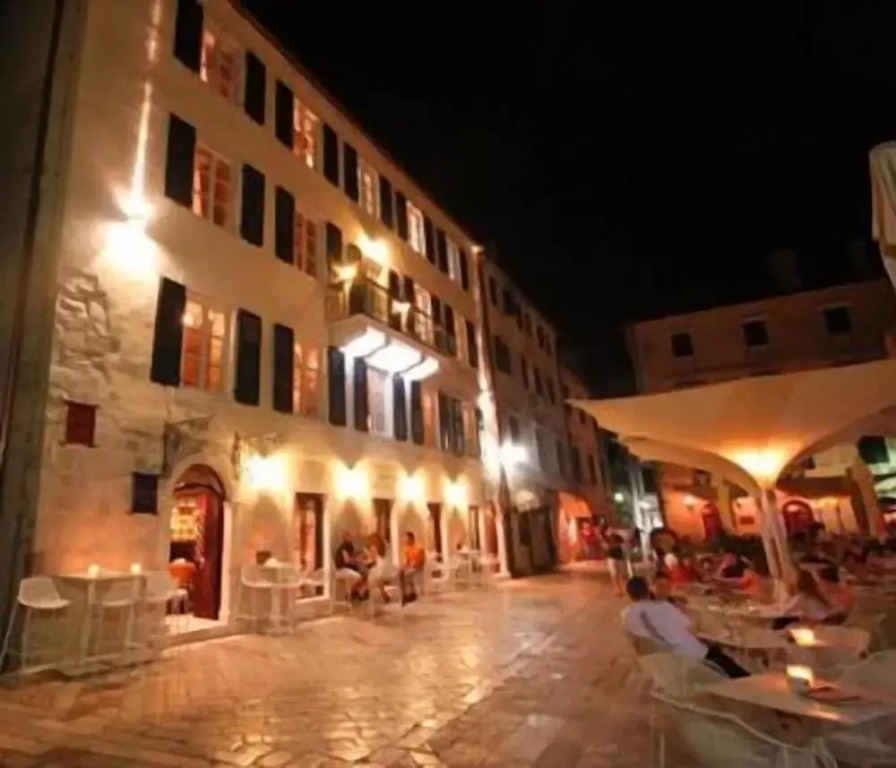 Boutique Hotel Astoria