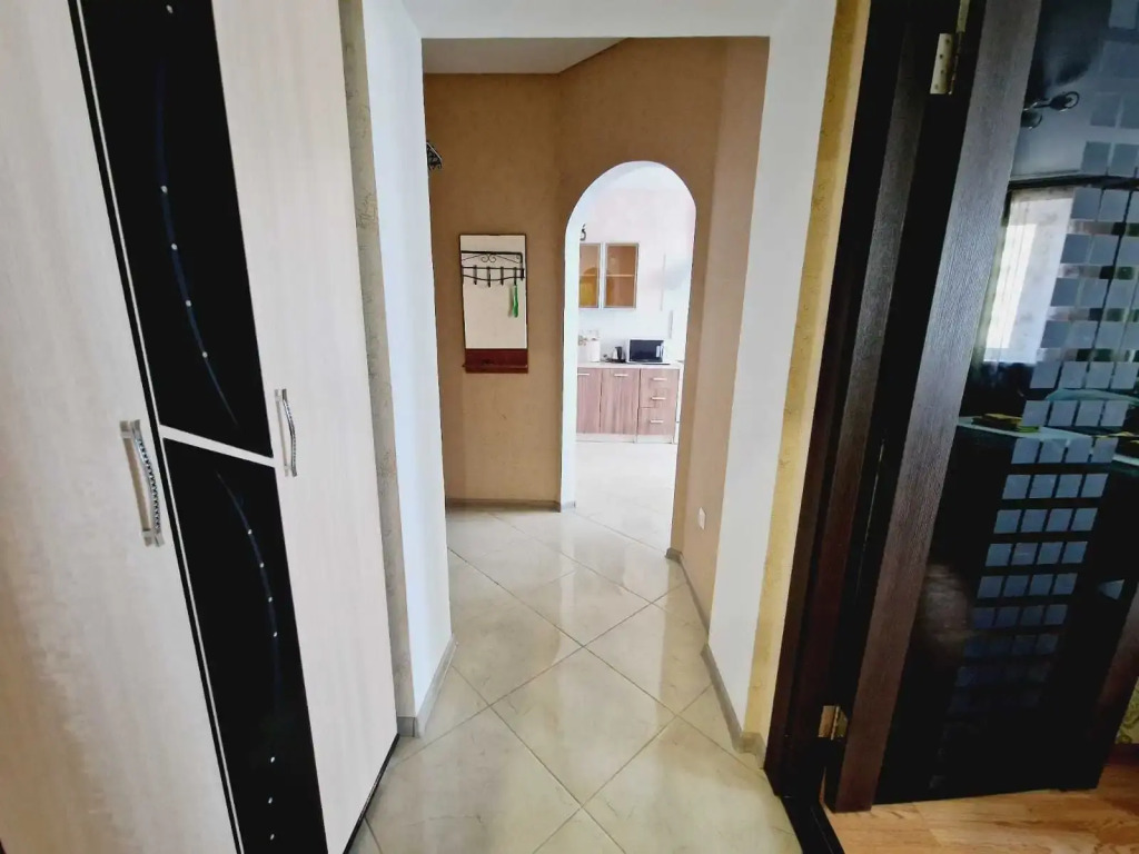 Квартира на улице Августа Бебеля 6