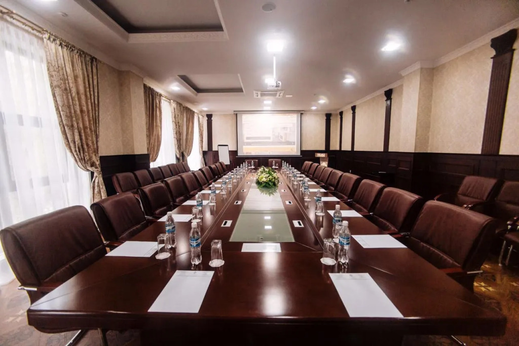 Plaza Hotel Bishkek