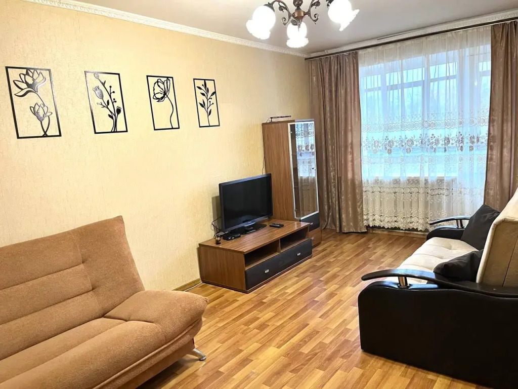 Квартира двухкомнатная в Центре Калуги