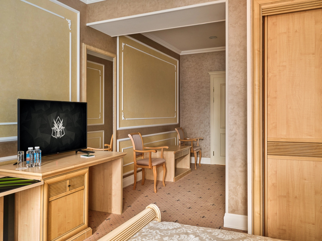 Avulus Cyber Hotel