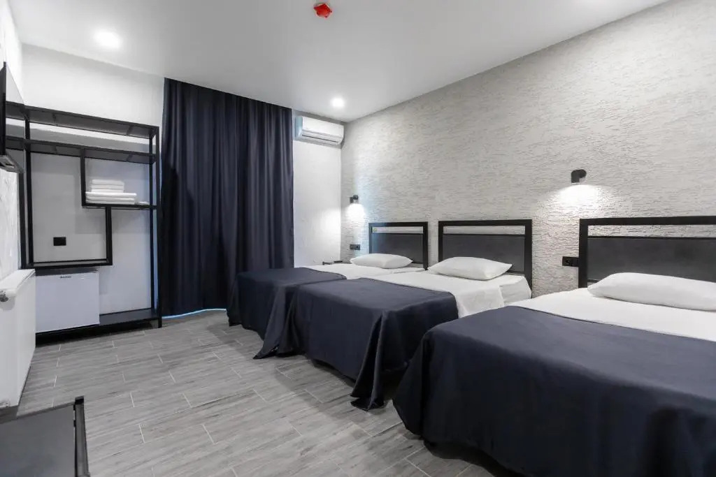 Hotel West Way