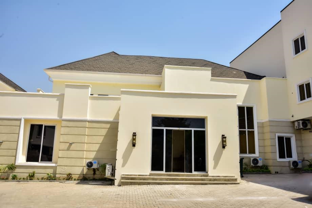 Отель Check Inn Apo