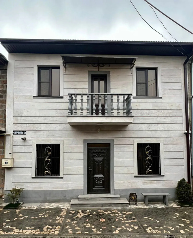 Частный Дом New 3 bedroom house each room rentable separately