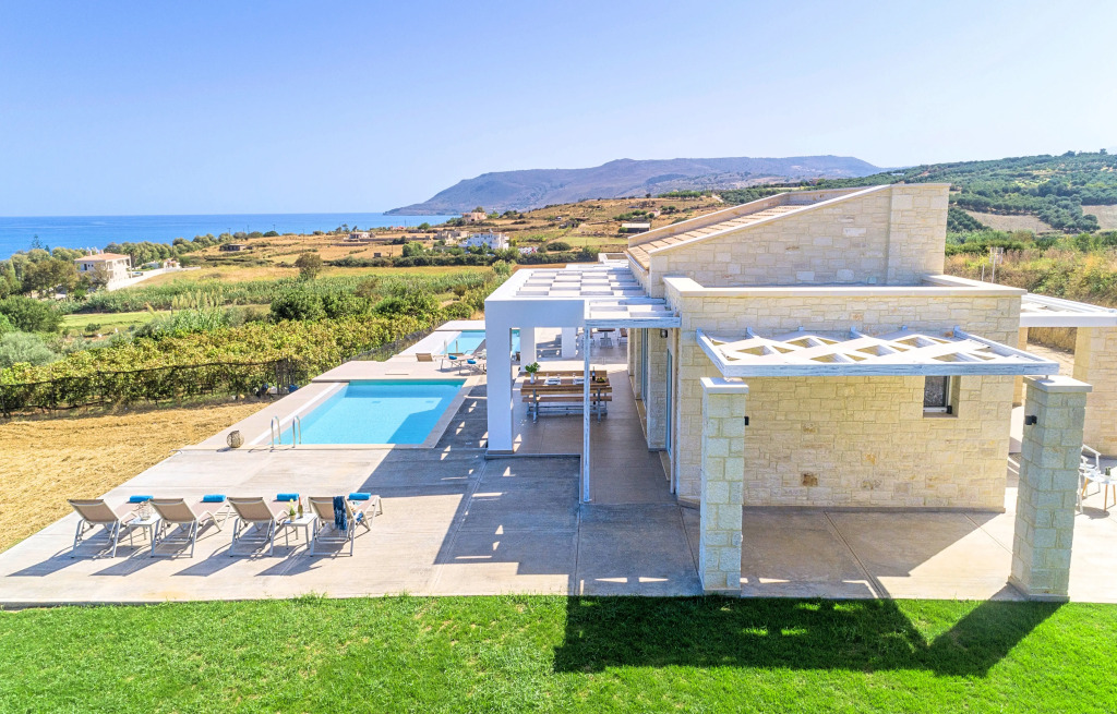 Вилла Vista Mare Heated Pool