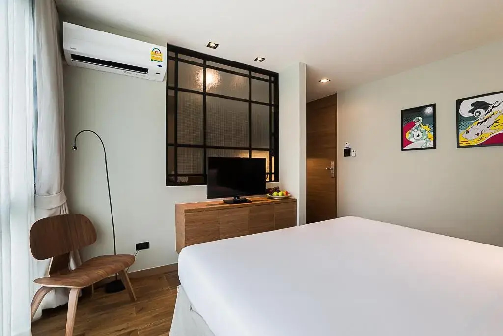 Sunshine Hip Hotel