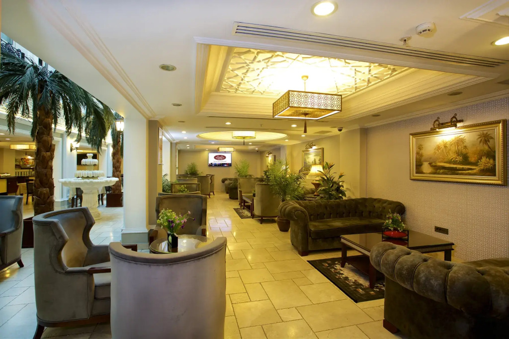 Emporium Hotel