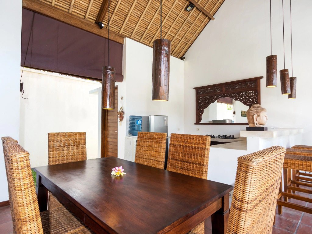Villa Candi Kecil Tiga by Villa Finder
