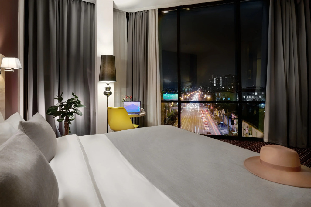 4 ★ Отель Golden Tulip Krasnodar