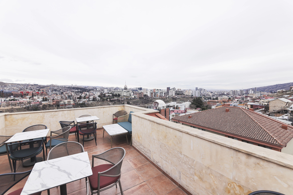 King Tamar Hotel By Luxuria Hotels