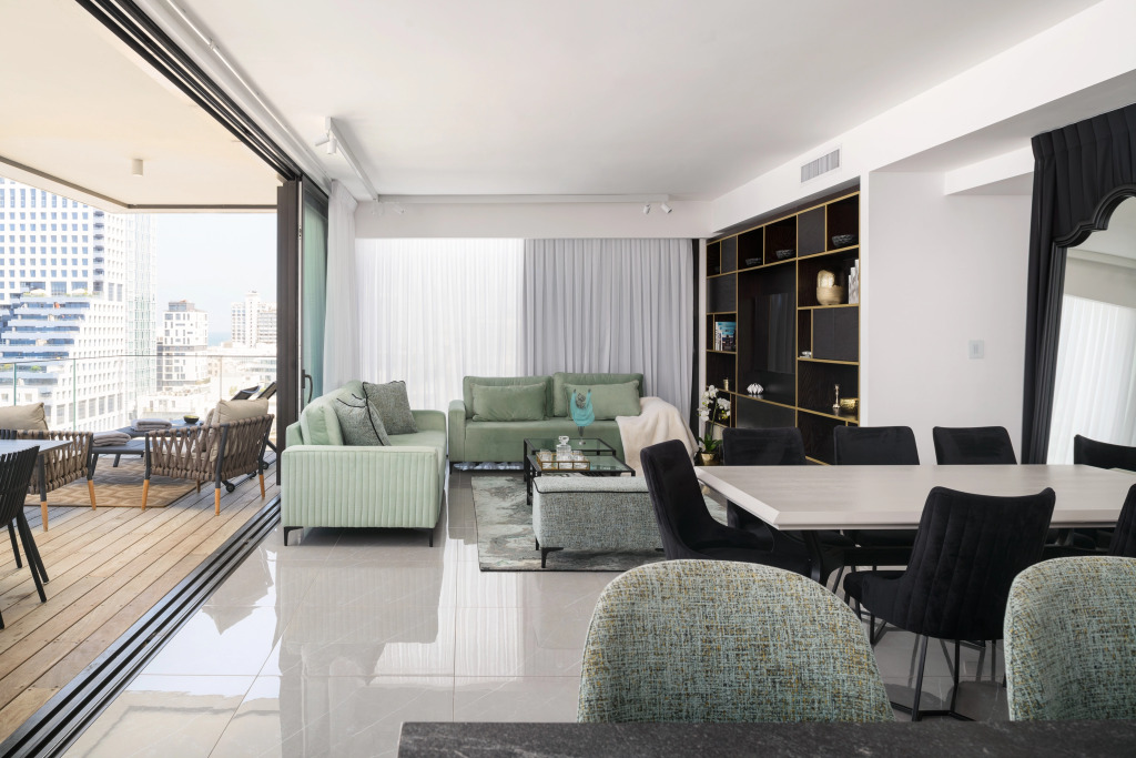 Апартаменты Luxury with Terrace & Sea View by FeelHome
