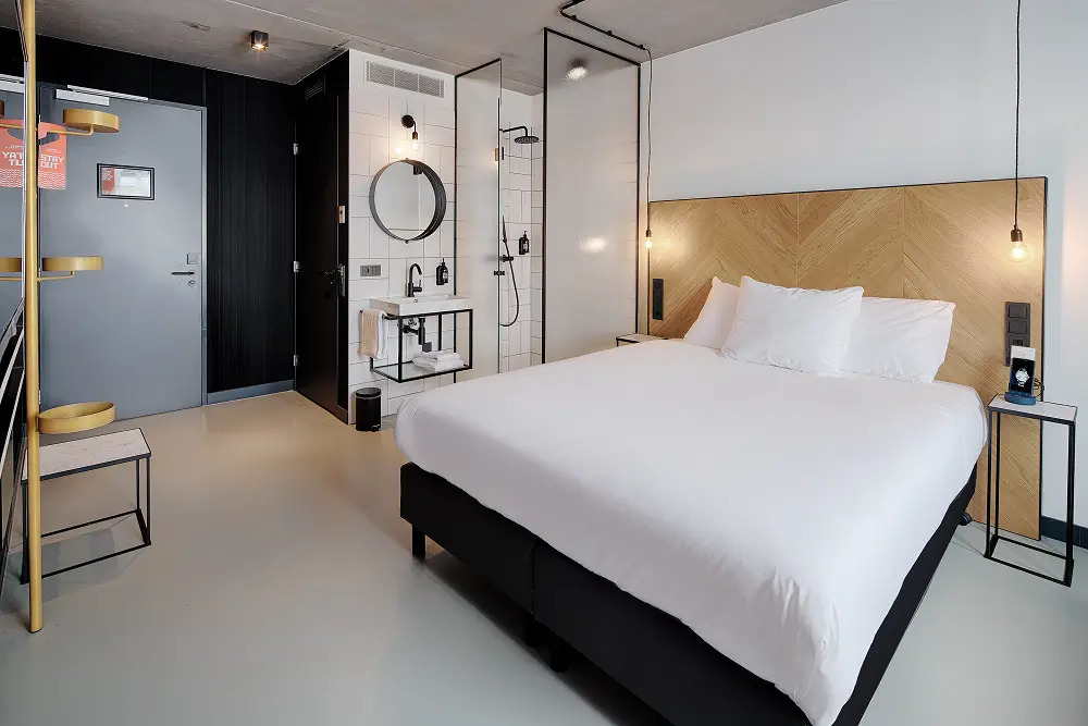 Hotel the Match