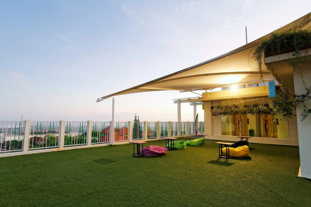 Отель MaxOneHotels Bukit Jimbaran