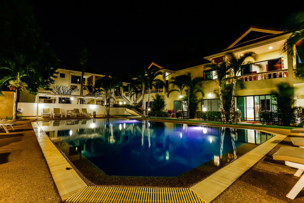 Phuket Riviera Villas Hotel