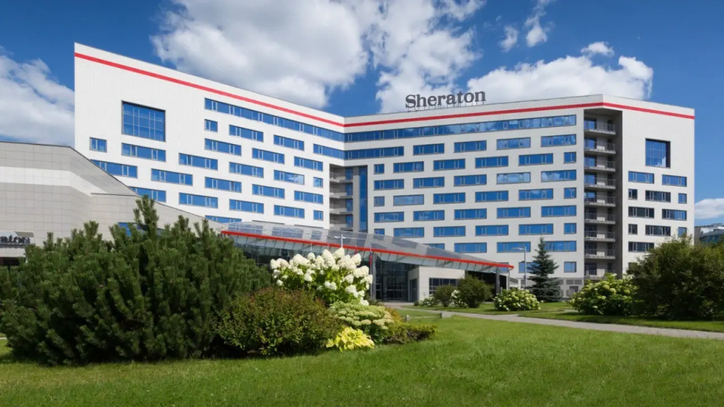 5 ★ Sheraton Skypoint Luxe
