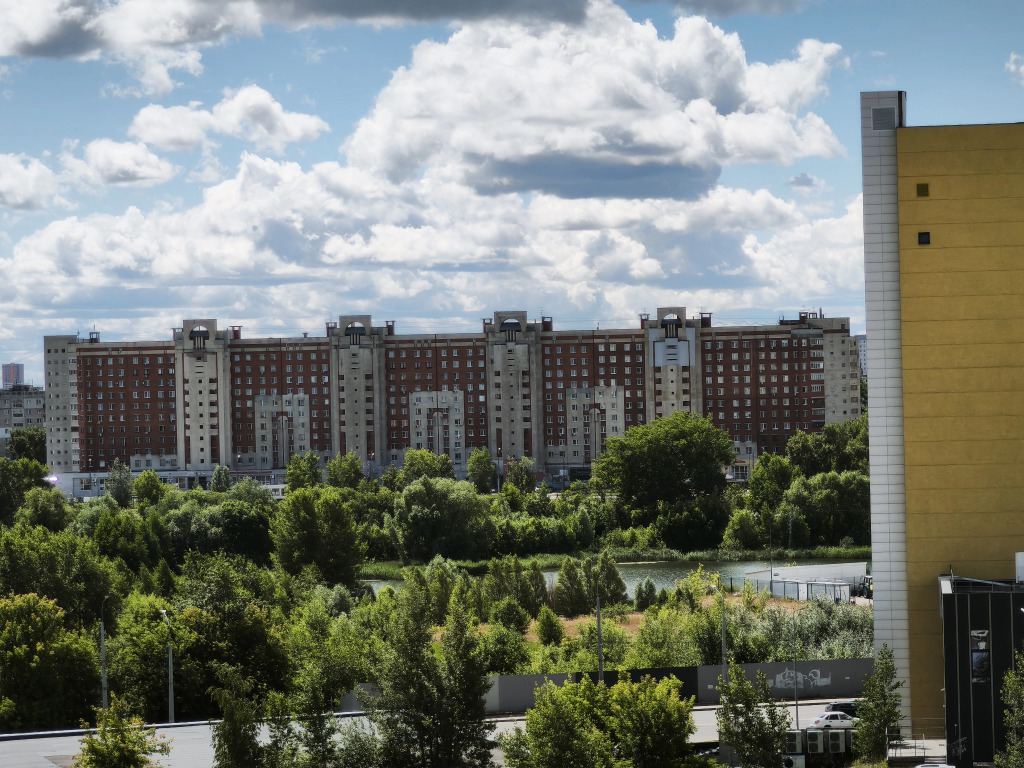 Квартира современная трёхкомнатная