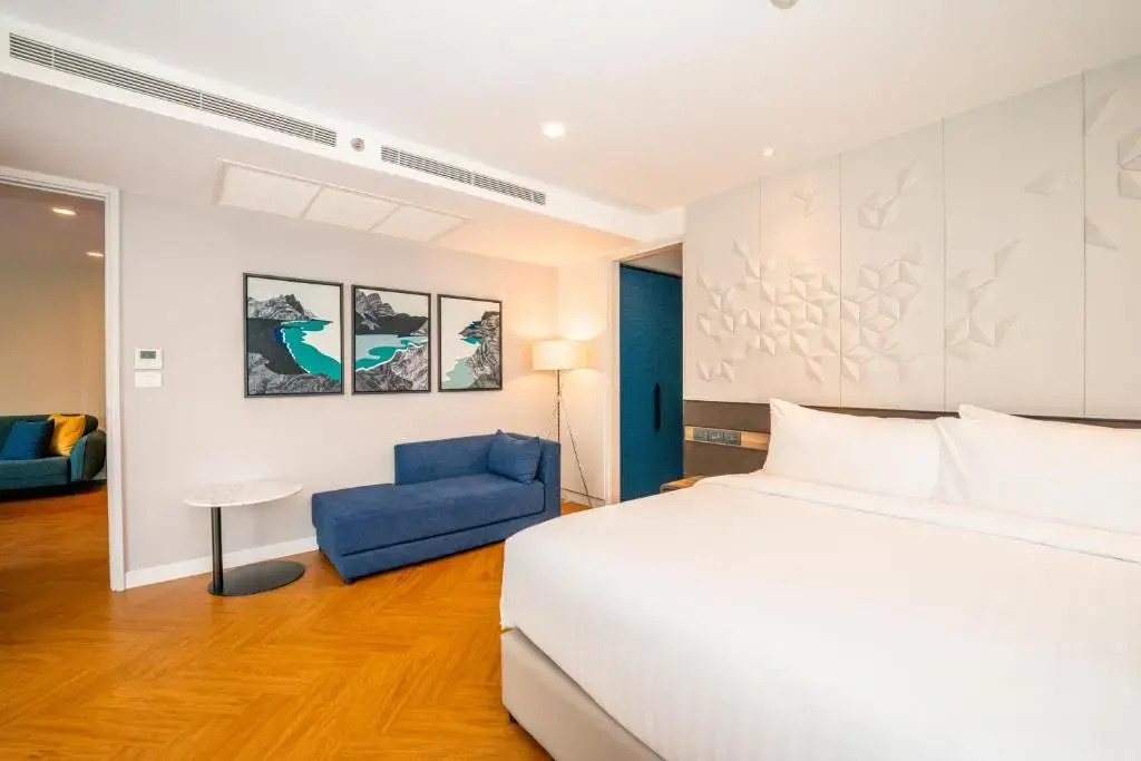 Отель Amanta Hotel & Residence Sathorn