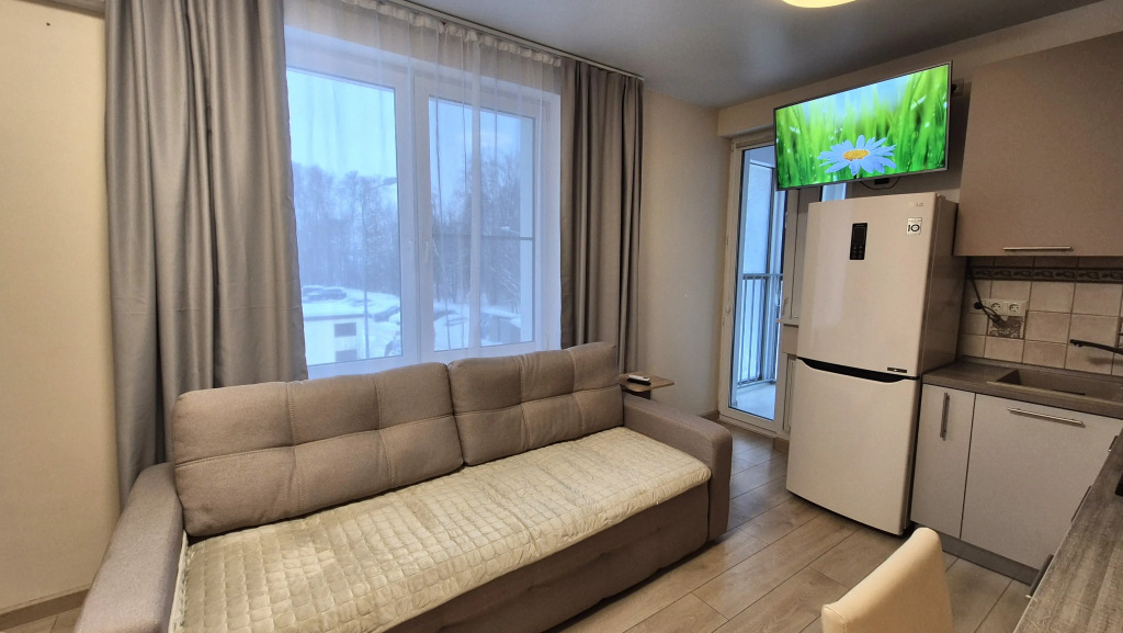 Квартира Хорошая С Балконом У Парка И Метро Физтех