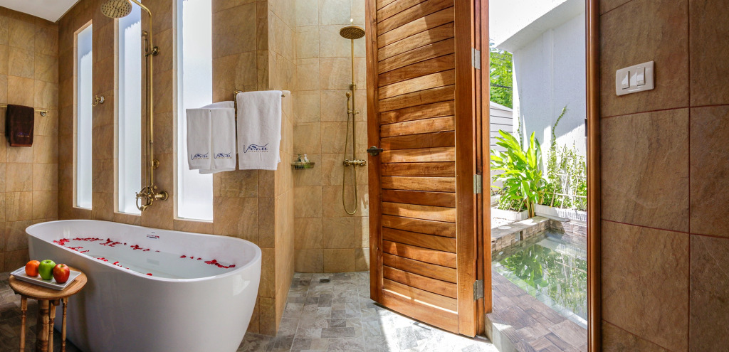 Vannee Golden Sands Beachfront Resort