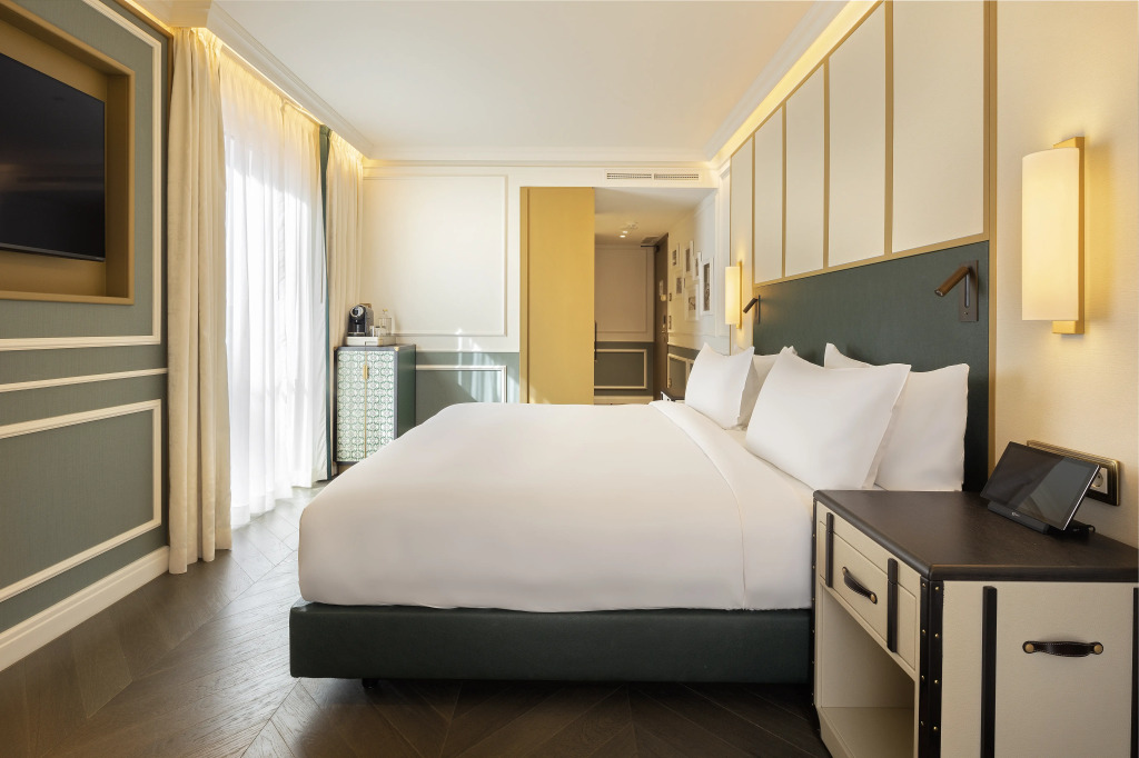The Emerald House Lisbon - Curio Collection By Hilton